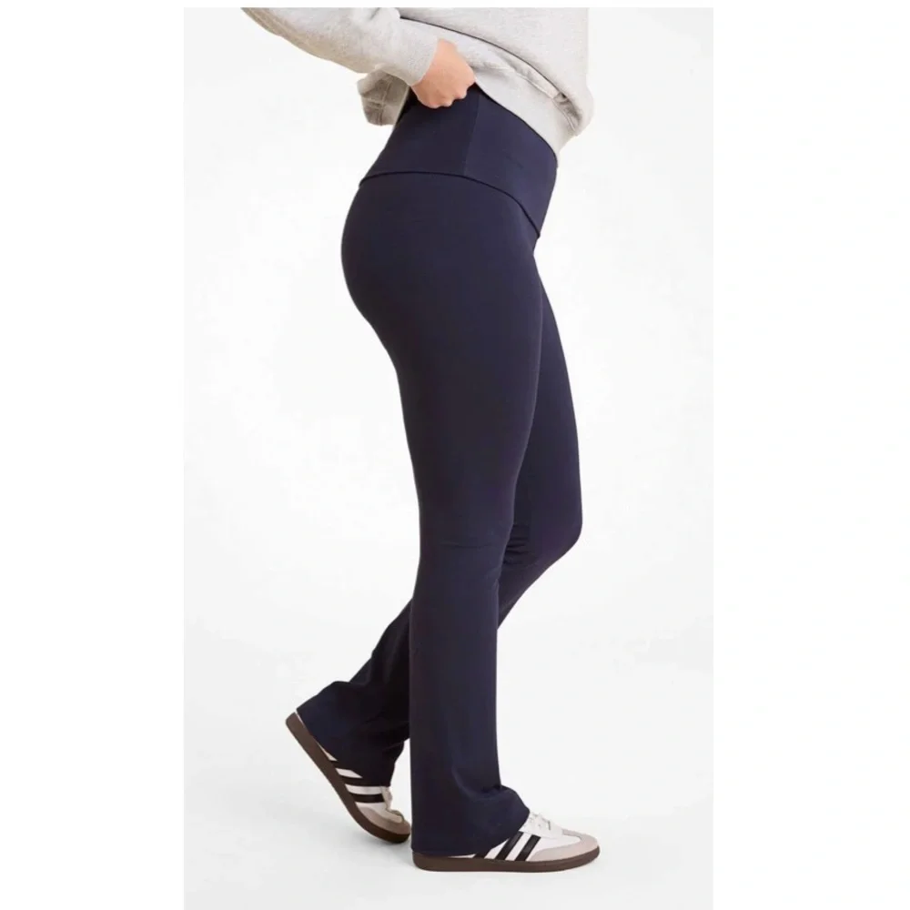 Nuuds Navy Blue SwiftStretch Fold Over Mini Flare Leggings Size Large - Picture 16 of 16